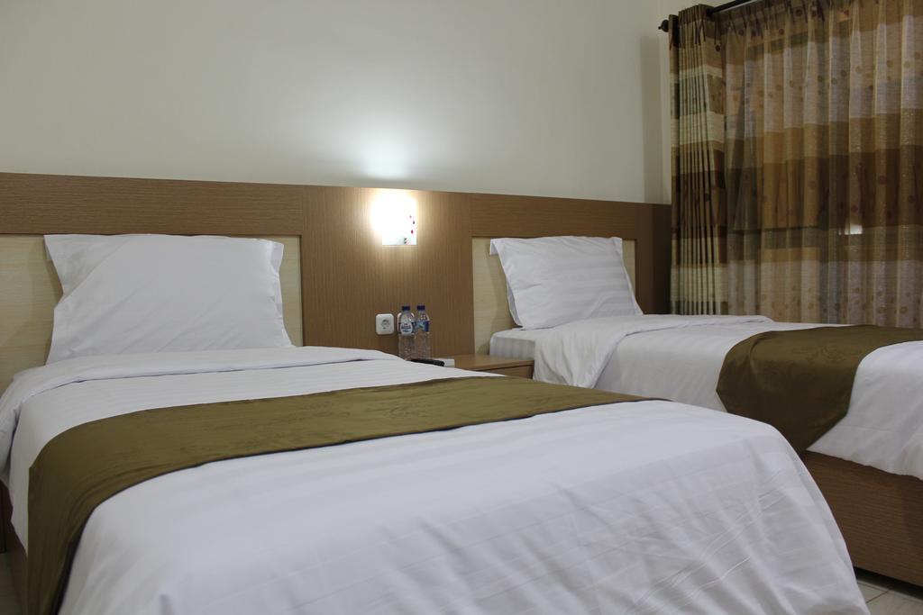 Morse Guest House Malang Ngoại thất bức ảnh
