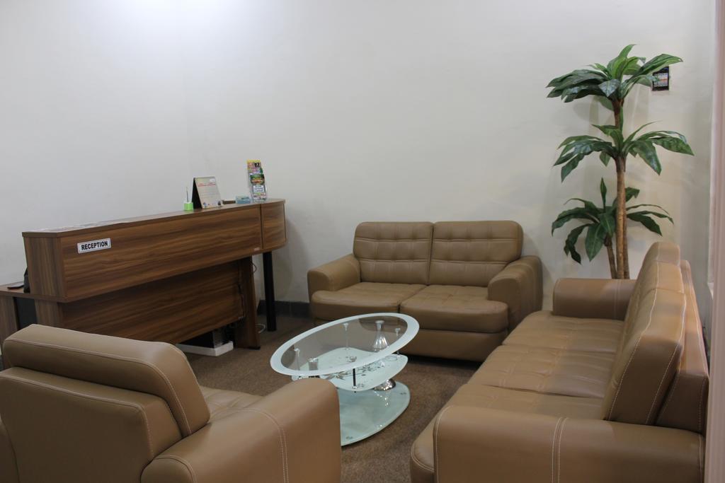 Morse Guest House Malang Ngoại thất bức ảnh