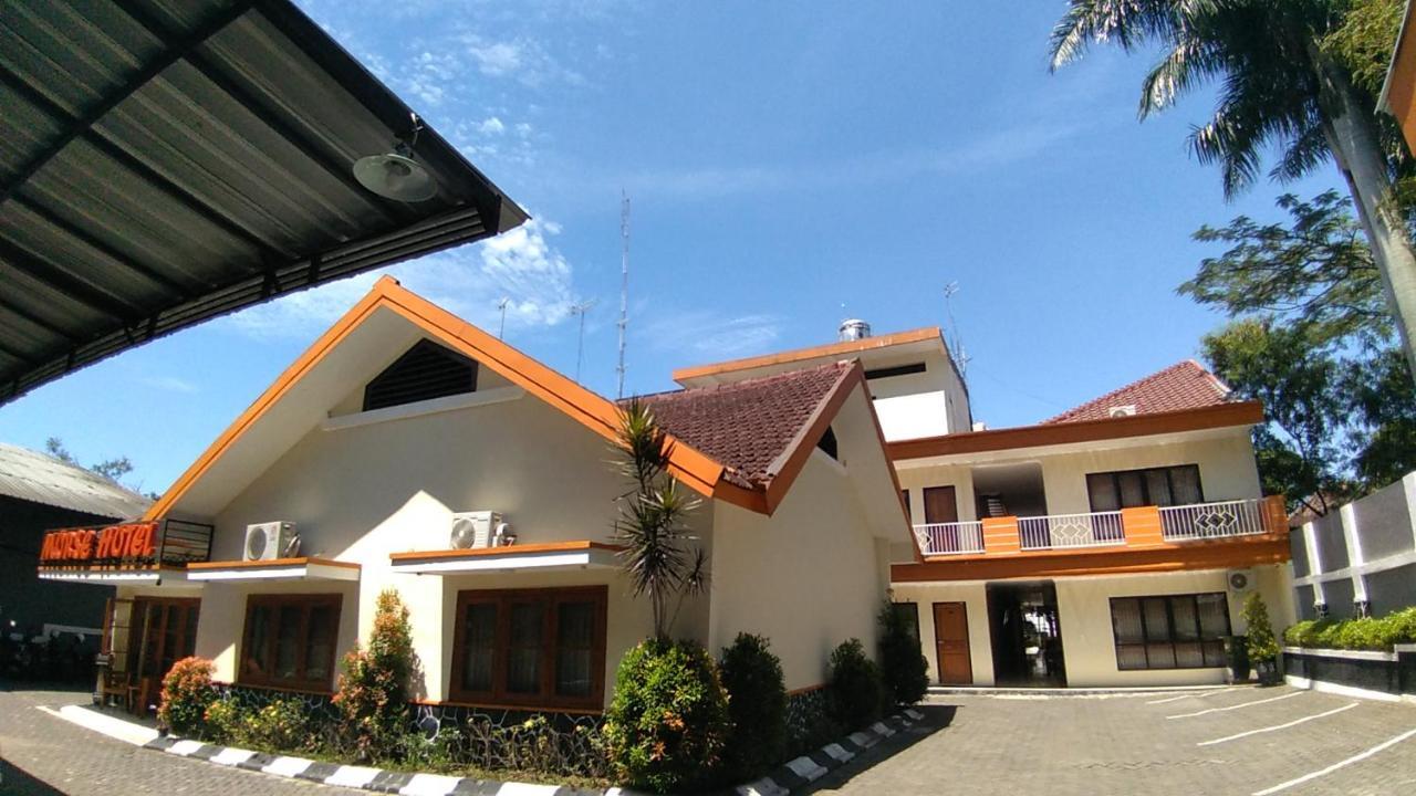 Morse Guest House Malang Ngoại thất bức ảnh
